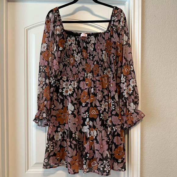 Pink Lily Dresses & Skirts - Pink Lily floral long sleeve midi dress